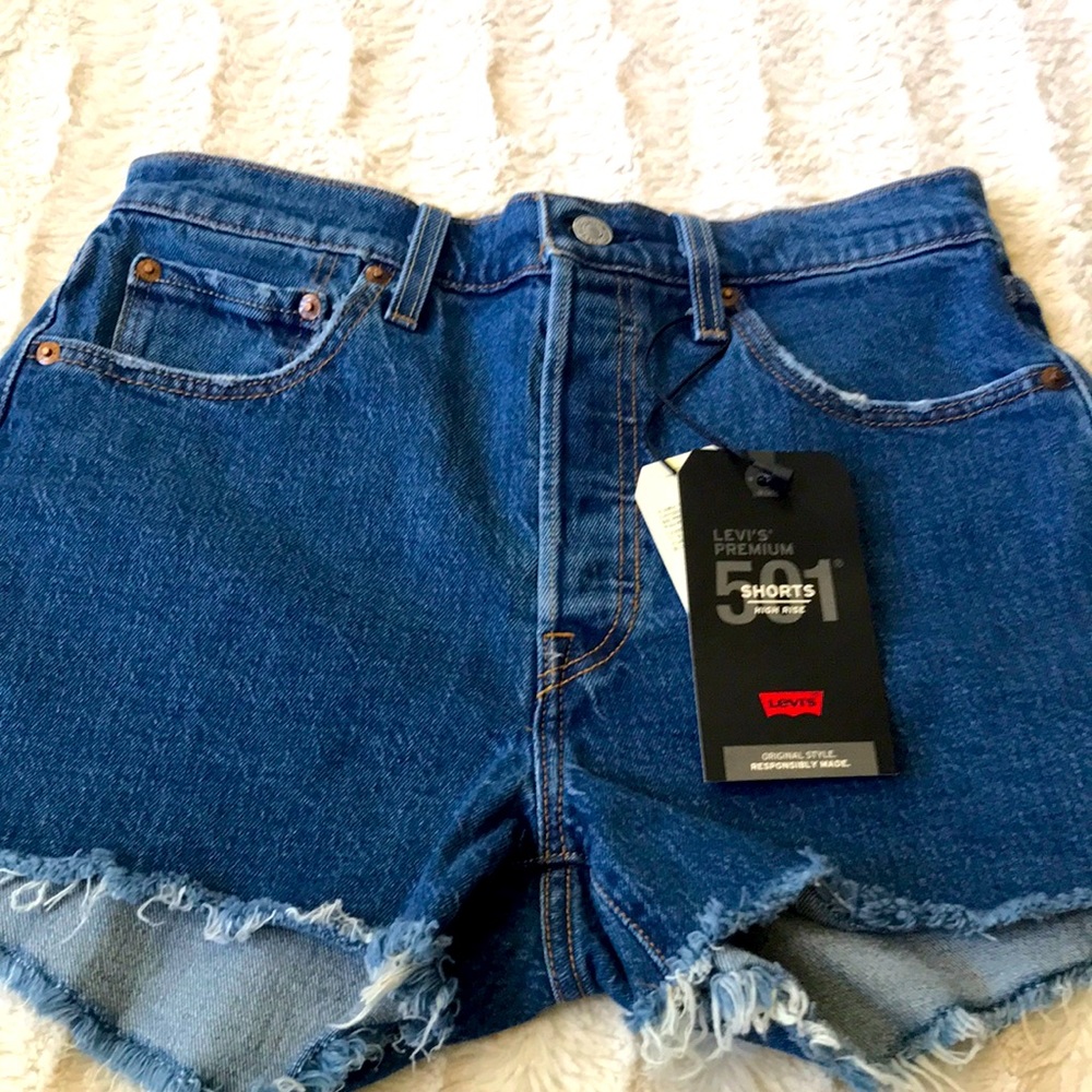 NWT 501 Levi’s high rise short, MSRP $69.50 - Picture 2 of 16